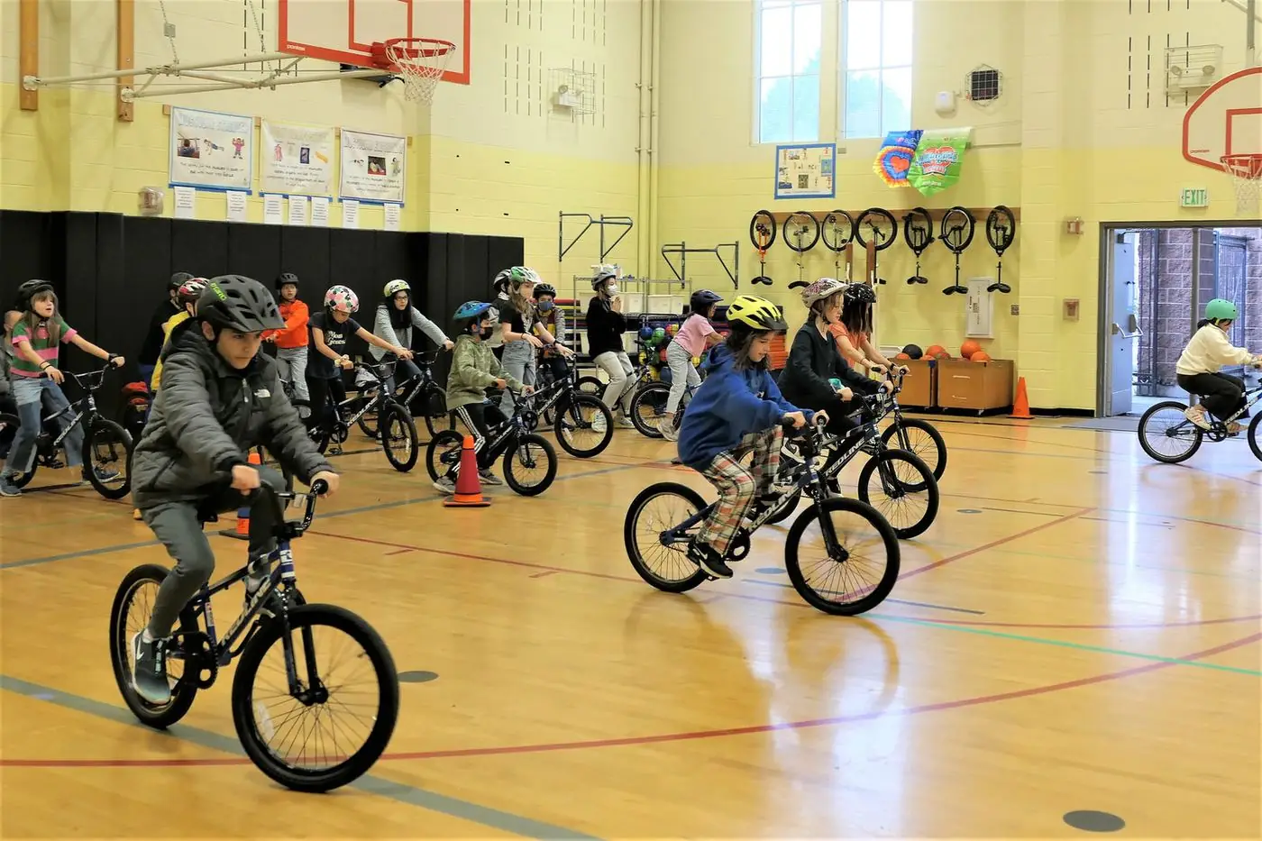 Cascade Celebrates Statewide Expansion of Bike Education to Students Across Washington